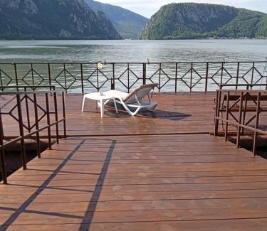 Dubova House | Casa Bobo Dubova