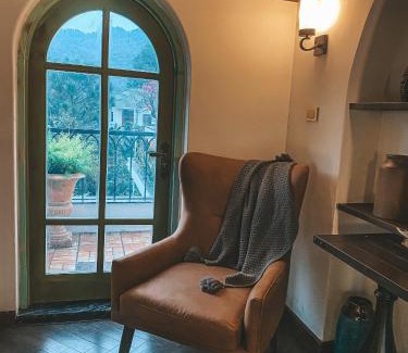 Ba Vi Villa | Casa Bonita - Venuestay
