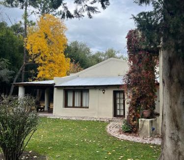 Las Rosas House | Casa boutique con piscina cercana a plaza Villa de las Rosas
