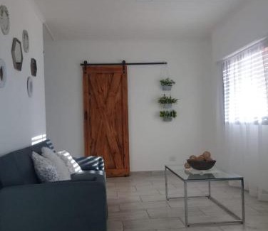 Lujan House | Casa céntrica, a cuadras de la Basílica!