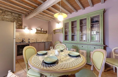 Pontassieve House | Casa Camomilla A: A pleasant and spacious two-story independent house surrounded by meadows and by green hills, with Free WI-FI.