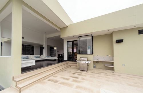 Pueblo Tapao Villa | Casa Campestre Luxury Piscina Jacuzzi Privado BBQ