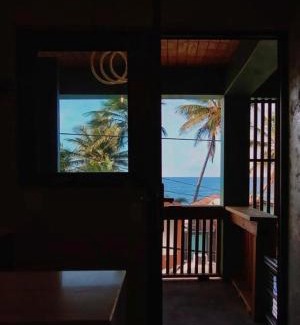 Arecibo Pueblo Apartment | Casa Cayito ll