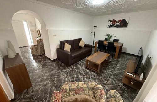 Cuevas de Reyllo House | Casa Cele