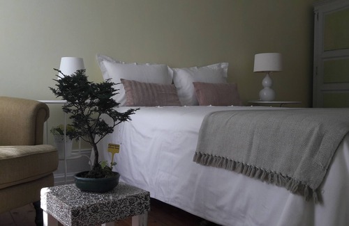 Santo Antonio dos Olivais House | Casa Coimbra Guesthouse & Garden