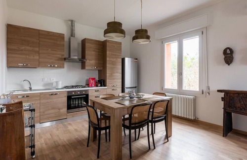 Province of Bologna House | Casa con Giardino a Borgo Panigale
