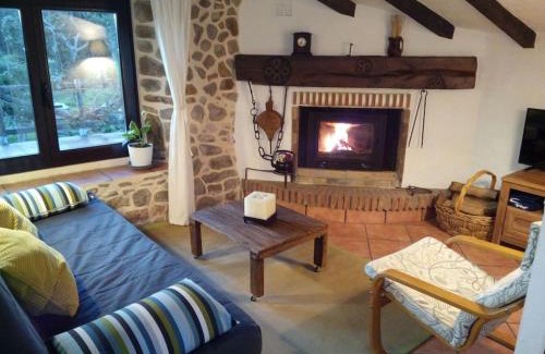 Ea House | Casa con jardín y terraza privados, cerca del mar