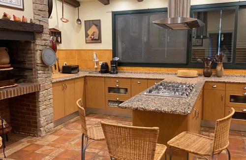 El Barraco House | Casa con Magníficas Vistas y Acceso Privado al Embalse del Burguillo