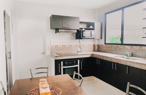 La Aurora House | Casa con Piscina Privada para Familias