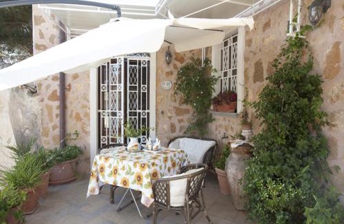 Cornino House | CASA CON VERANDA SUL MARE e A 4 MINUTI A PIEDI DALLA SPIAGGIA