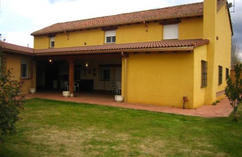 Vega de Infanzones House | Casa Constanza