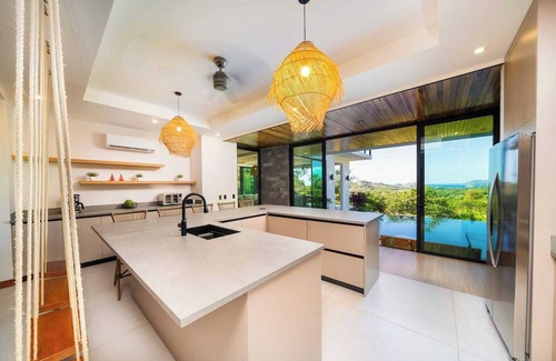Santa Barbara House | Casa Crystal is a Stylish ocean-view home for 12 Private pool Perfect for families & groups