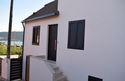 Redondela Cabin | Casa Cuartel