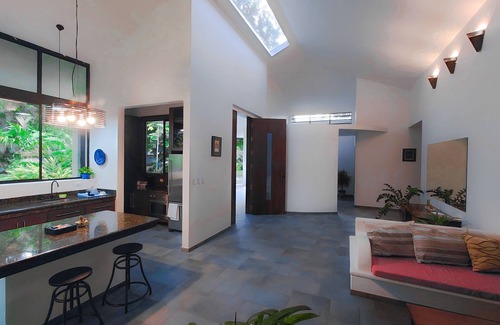 Nicoya Cottage | Casa Curime AC/WIFI/35 minutes from the beach.