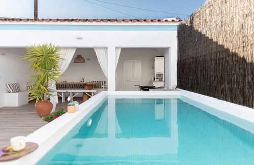 Alcacovas House | Casa da Avó Pam in Alentejo - Rural house, 5 bedrooms, 9 persons