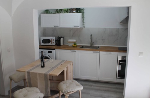 Evoramonte House | Casa das Bonecas by LovelyStay
