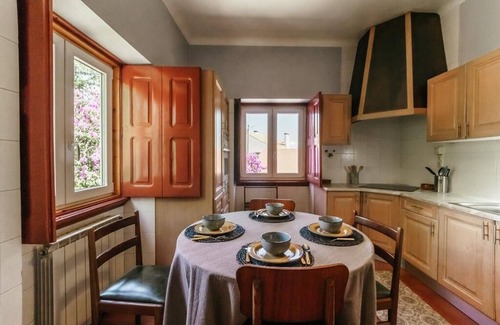 Covilha Cottage | Casa das Essências, Country House in the City