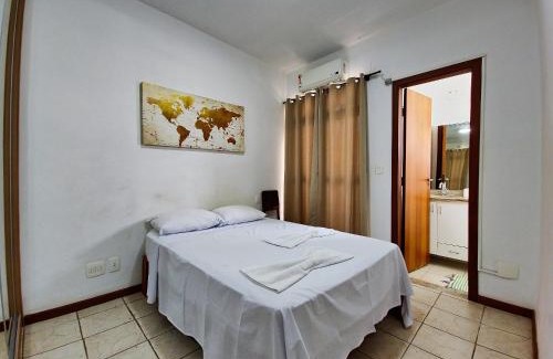 Santa Monica House | Casa de 2 Suítes com Internet Rápida e Comodidades