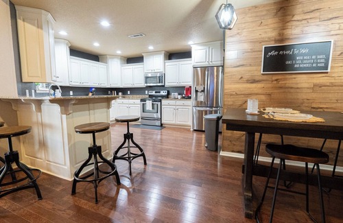 Bentonville - Fayetteville House | Casa De Flores in the heart of NWA