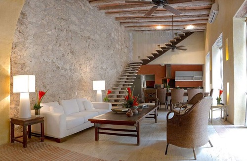 Centro House | Casa De Los Reyes 15bedroom 15000 Sqft Ciudad Amurallada Top Location Luxpool
