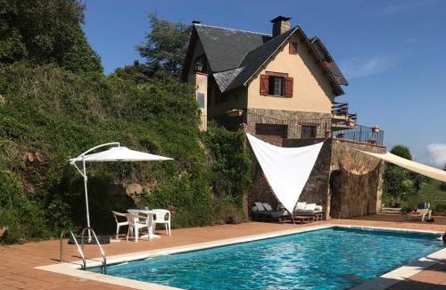 Susqueda Ski Chalet | Casa de muntanya Can Coll de Susqueda Girona