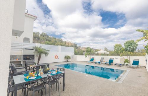 Cape Greko Villa | Casa de Nicole