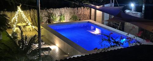 Acajutla House | Casa de playa para 15 con piscina y parqueo privado
