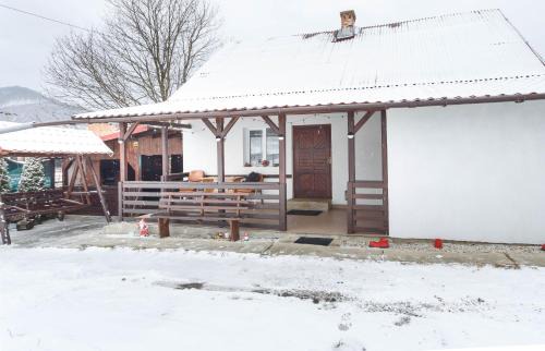 Vama House | Casa De Vacanta Armi