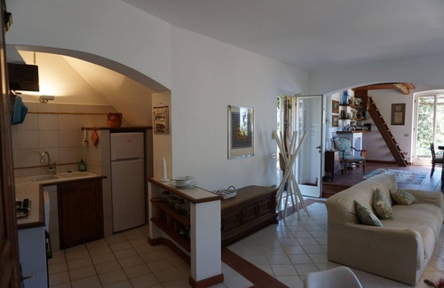 Rio nell'Elba House | Casa dei Gabbiani, immersed in the Mediterranean scrub