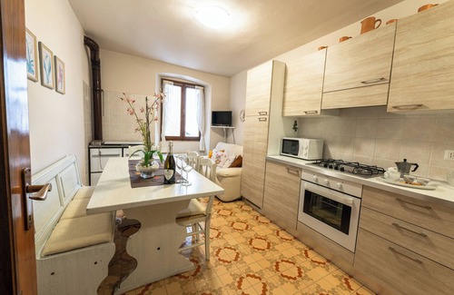 Sella Giudicarie Apartment | CASA DEI RIMONEI 2, apartment in the center of Breguzzo (Campiglio area)