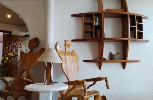 El Santuario House | Casa del Artista