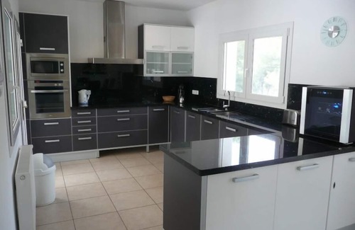 Arnella Villa | Casa del Erizo: Moraira.