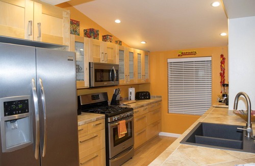 Samos House | Casa Del Sol *NEWLY RENOVATED*