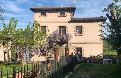 Viano House | Casa del Sole Borgo Prediera