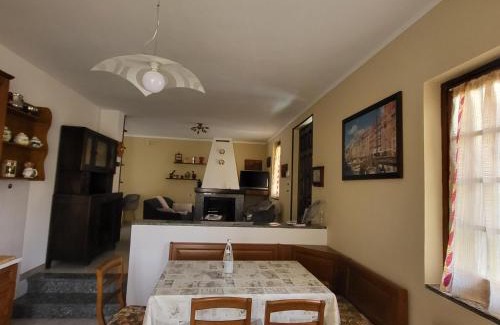 Gravellona Toce House | Casa delle azalee