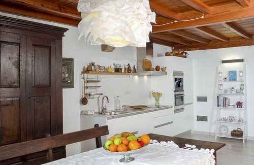 Santiago de Compostela House | Casa do Cebro House with private pool and jacuzzi