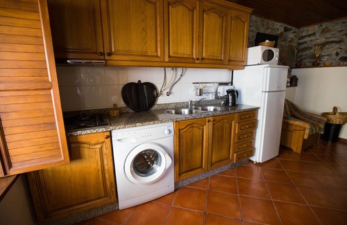 Braganca Cottage | Casa do Pascoal, 2 + 2 people, in the Heart of the Natural Park of Montesinho
