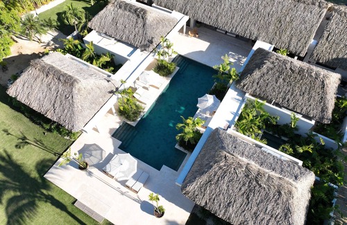 Los Naranjos Villa | Casa Eden - Near the Beach-W/Chef Butler&Maid-Jacuzzi & Pool
