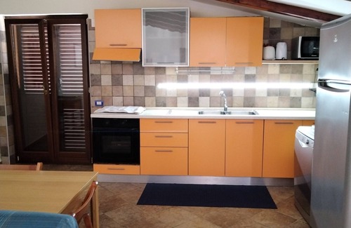 Pisciotta Apartment | CASA ELISABETTA/app. 2: magnificent sea view and comfort not far from Naples