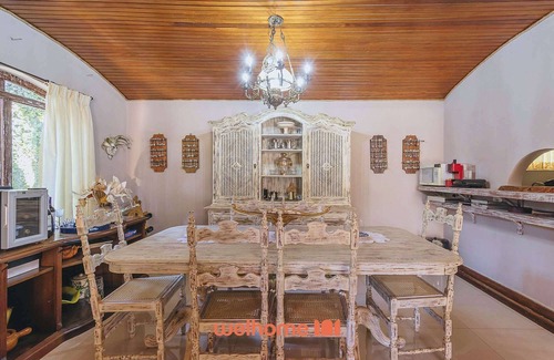 Jardim Andira House | Casa em Campos do Jordão com vista encantadora