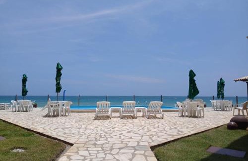 Barra Mar House | Casa em condomínio, beira mar e piscina Barra de São Miguel - Maceió- AL