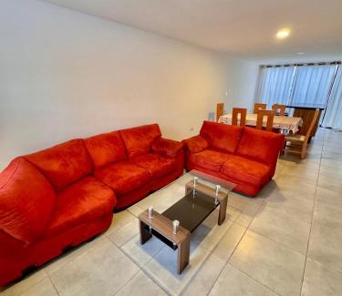 San Juan Cuautlancingo House | Casa en Fraccionamiento Privado con alberca