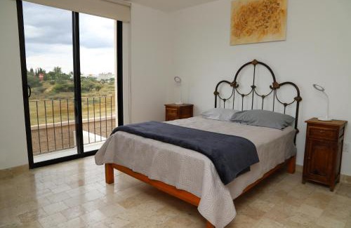 Arcos de San Miguel Villa | Casa en hermoso condominio, 10 personas!