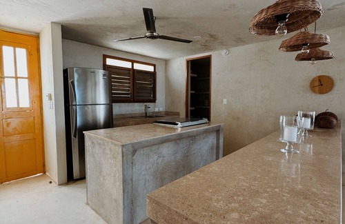 San Crisanto House | Casa en la Playa Frente al mar con Alberca