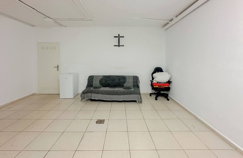 Paterna Apartment | Casa en Paterna, la Zona mas Tranquila y Segura de Valencia con Parking Incluido