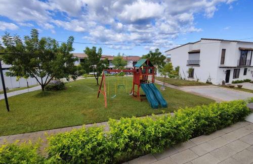 Puerto Barillas House | Casa en Residencial San Andrés