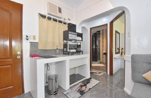 Boracay Island Apartment | Casa Familia Loft 2BR Kitchen 2 Min to White Beach