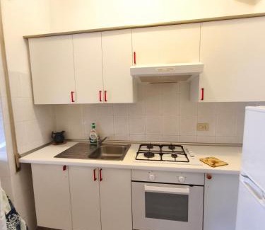 Varazze Apartment | Casa Fannì Comodità, vista mozzafiato, parcheggio