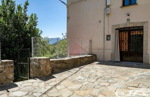 Castiello de Jaca Apartment | Casa Feli - APARTAMENTO con JARDÍN PRIVADO en los PIRINEOS
