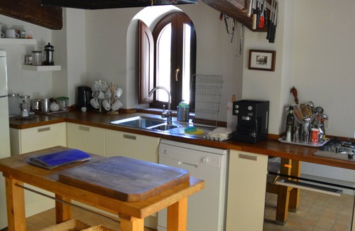 Comunanza House | Casa Flori Restored farmhouse with spectacular views of Sibillini Mountains